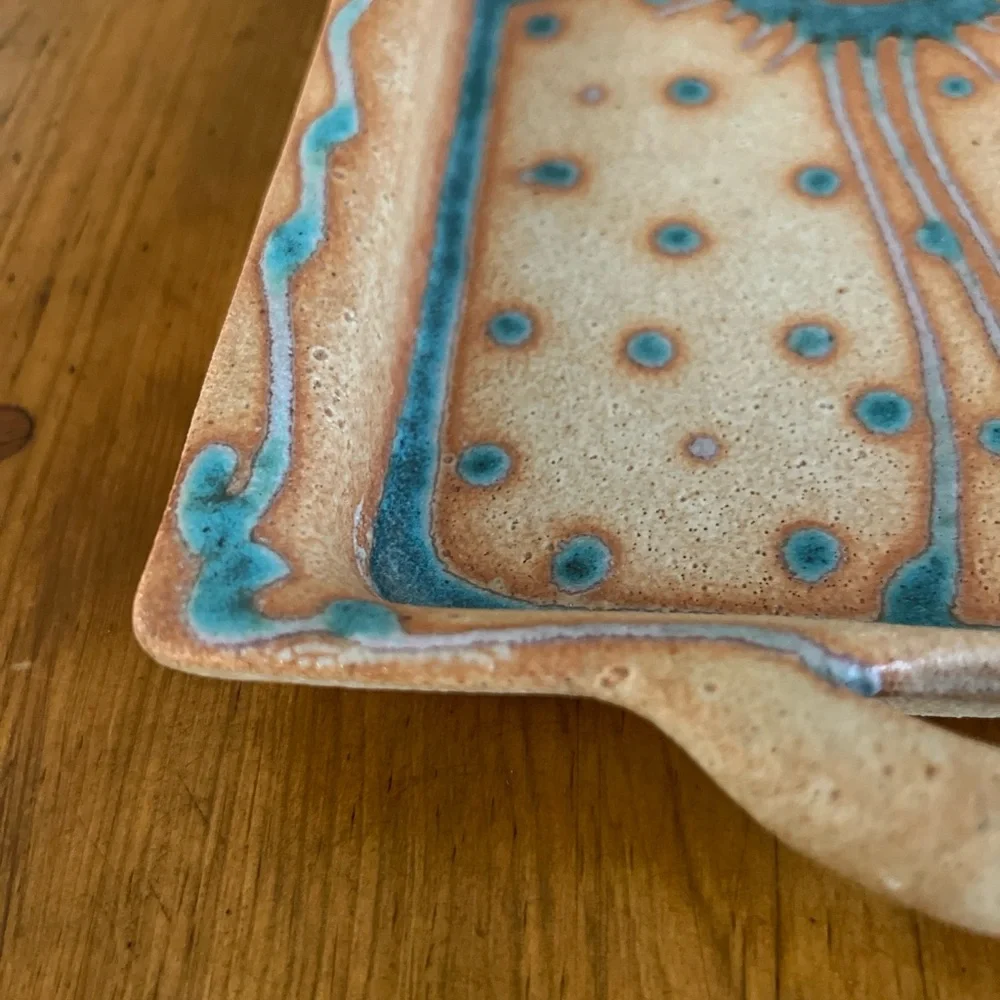 Studio Pottery Tray Signed EUC - Picture 4 of 12